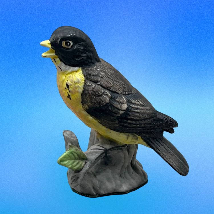 Vintage Ceramic Bird Figurine Hand Painted 2.5”
