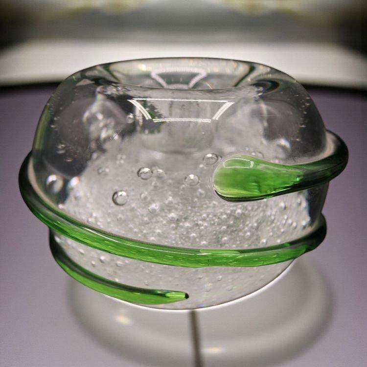 Jumbo Paperweight Green Applied Rope Clear Bubbles Center Divot 3 1/2” Tall 3#10oz