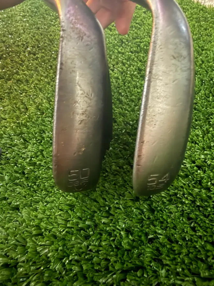 Titleist SM8 Black 50 And 54 Degree