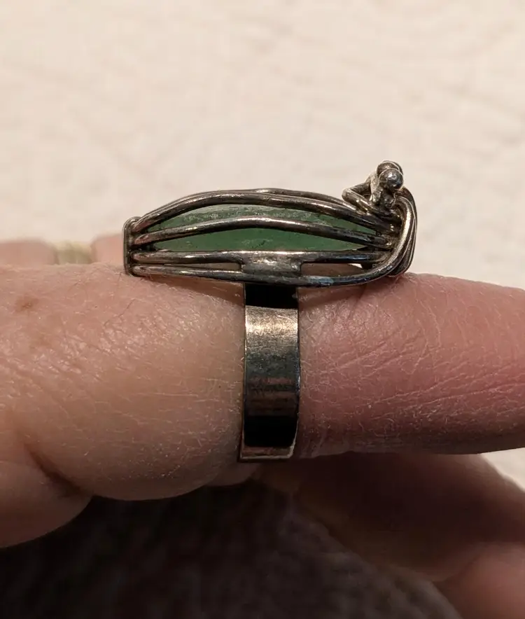 Vintage Artist Signed Green Roman Glass Sterling Silver Ring, Size 7.25