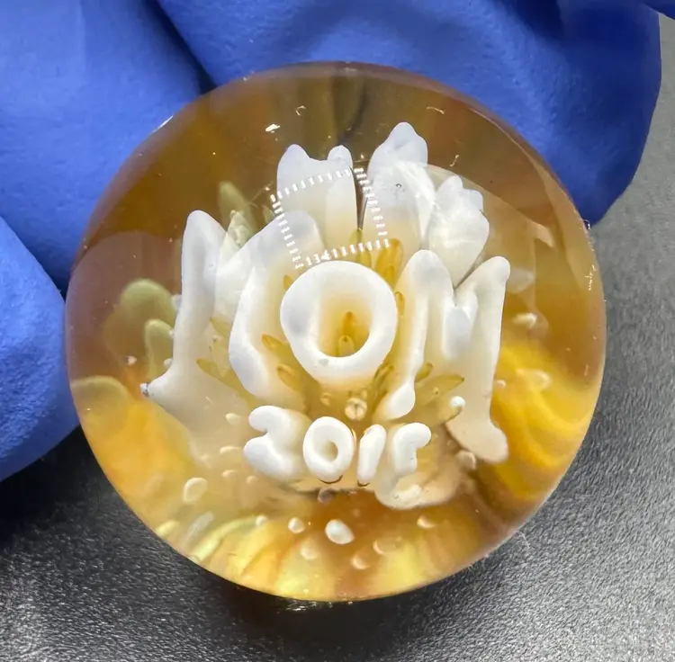 Contemporary Art Glass Marble Word Implosion HBD Mom .84”