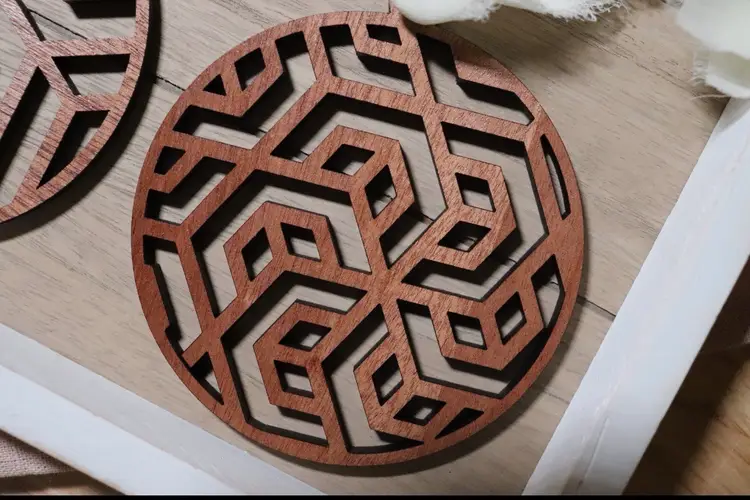 Minimalistic Geometric Wood Ornament Set - Sapele