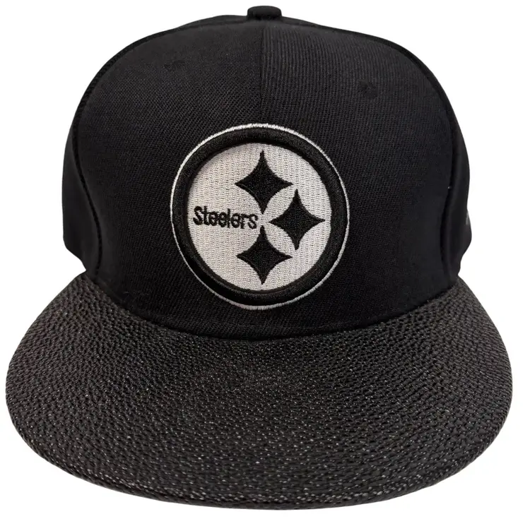 Pittsburgh Steelers NFL Classic Logo All Black Out Flat Brim Snapback by New Era