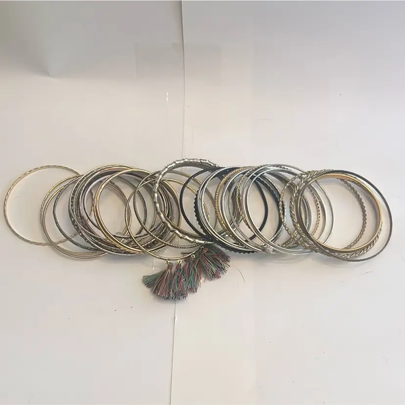 #02 - Mixed Metal Bangle Lot