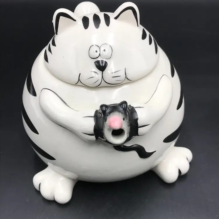 Pier One Imports Chubby Cat and Mouse Teapot *Crazing*