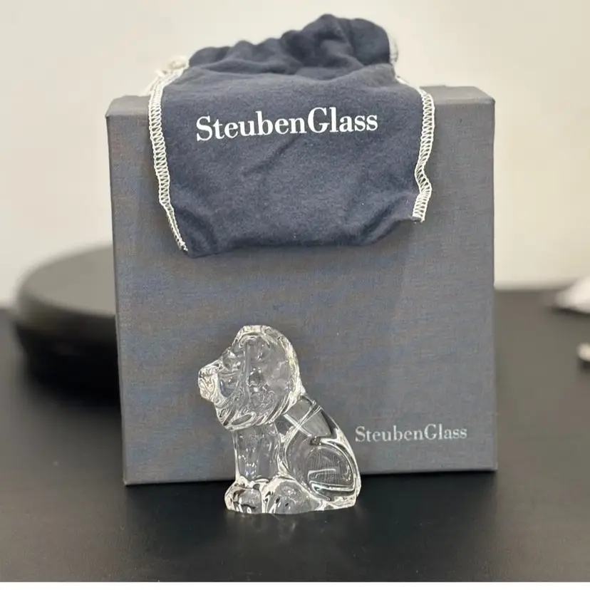 Vintage Signed Steuben Glass Lion Hand Cooler Paperweight With Original Box And Duster Cover