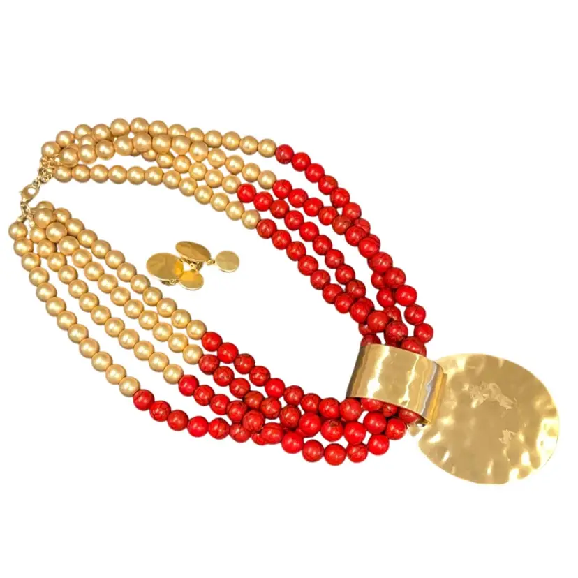 Gold And Red Tone Beaded 4 Stranded Necklace And Large Round Pendant. Gold Tone Clip On Earrings.