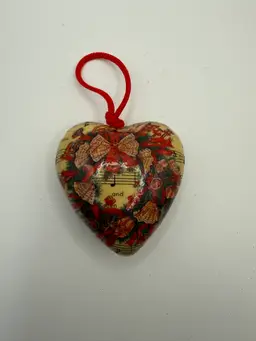 Vintage Heart Shaped Christmas Ornament Wreath Sheet Music