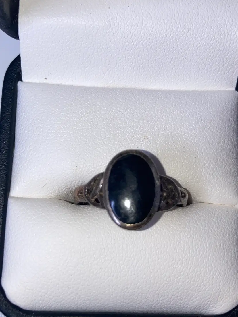 Vintage Sterling Silver Celtic Ring With Black Onyx! Size 10! Stamped, Presidium And Acid Tested!