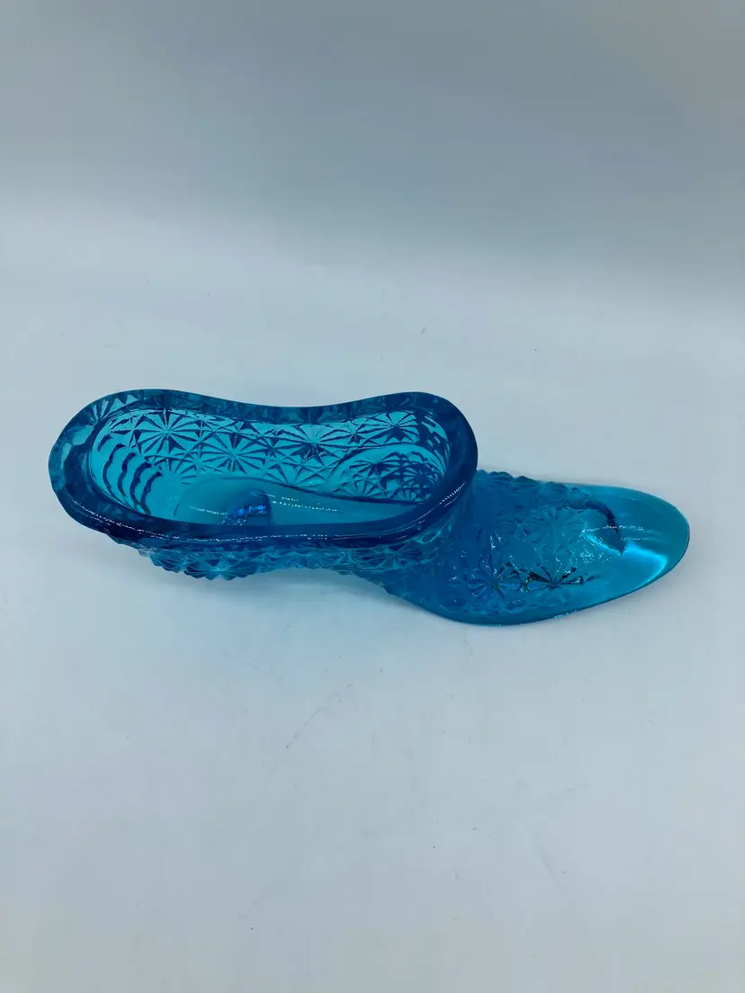 L E Smith Glass Royal Cobalt Blue Daisy And Button Glass Shoe, Art Glass