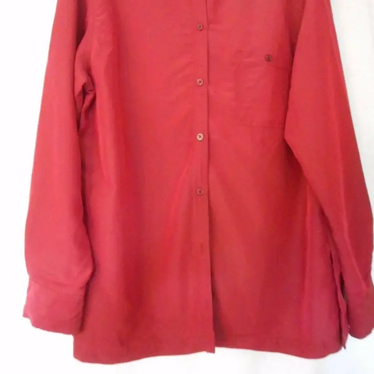New York & Company Womens Size L long Sleeve Burgundy button front blouse