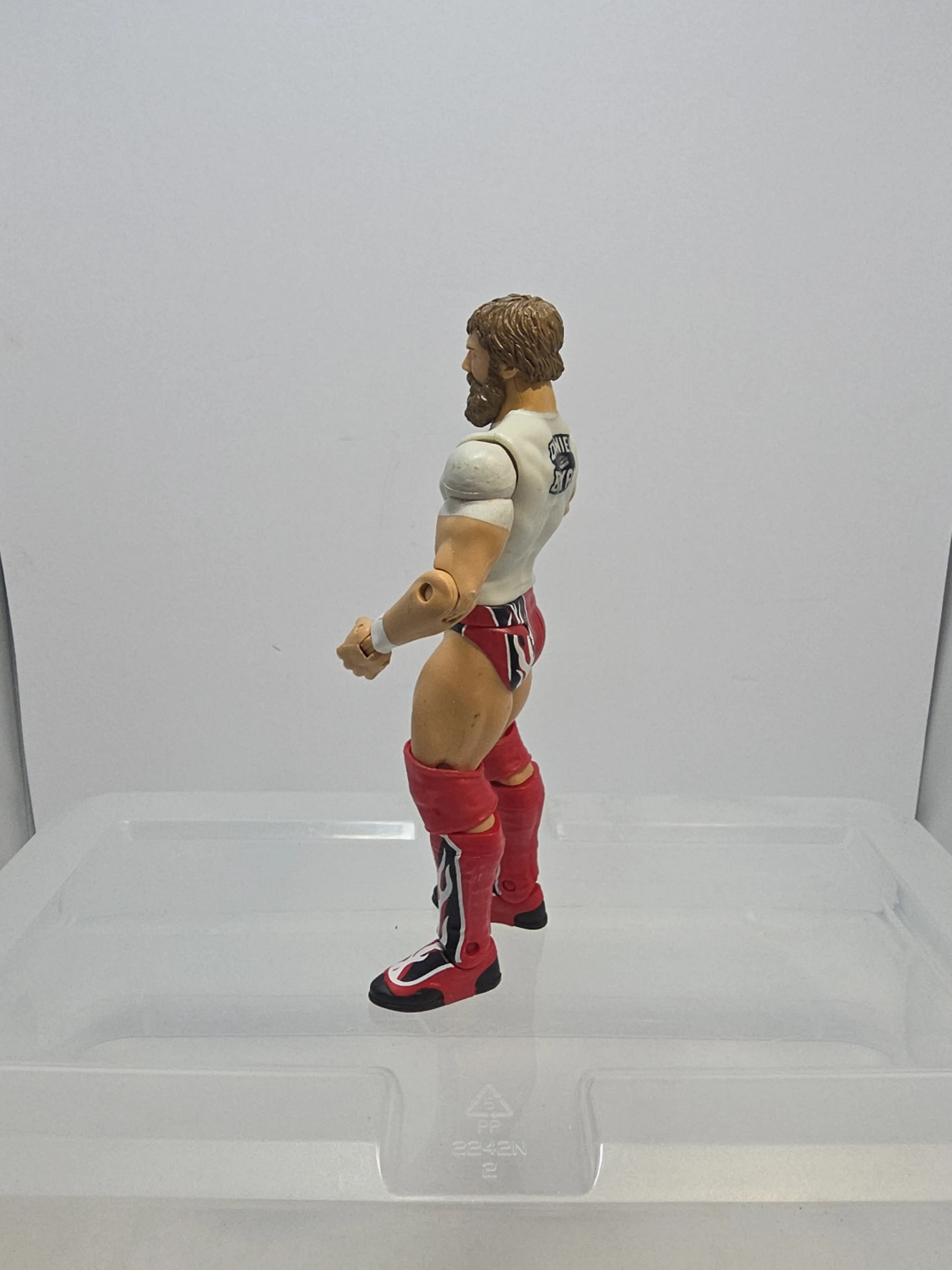 Image 2 of 6