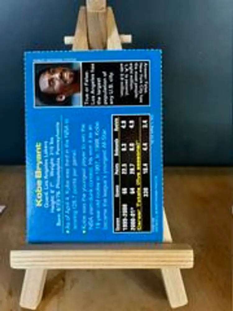 2001 Sports Illustrated for Kids Series 3 Kobe Bryant #59