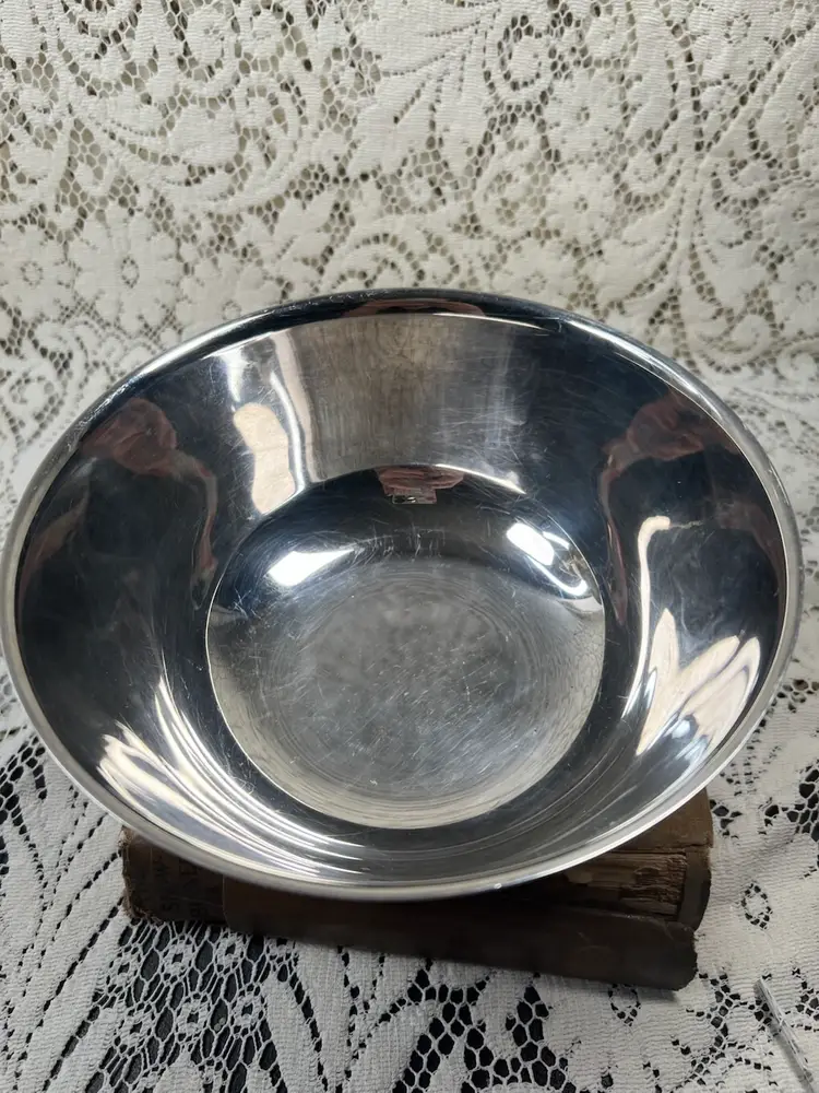 Oneida Paul Revere 8 Inch Silver Repro Bowl