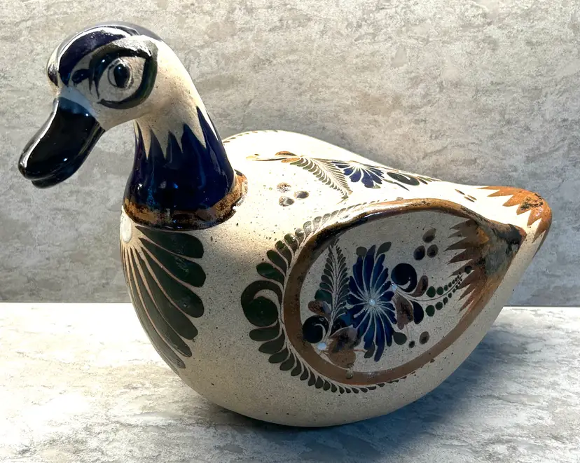 Tonala Pottery Duck 16"x 8"x 11"