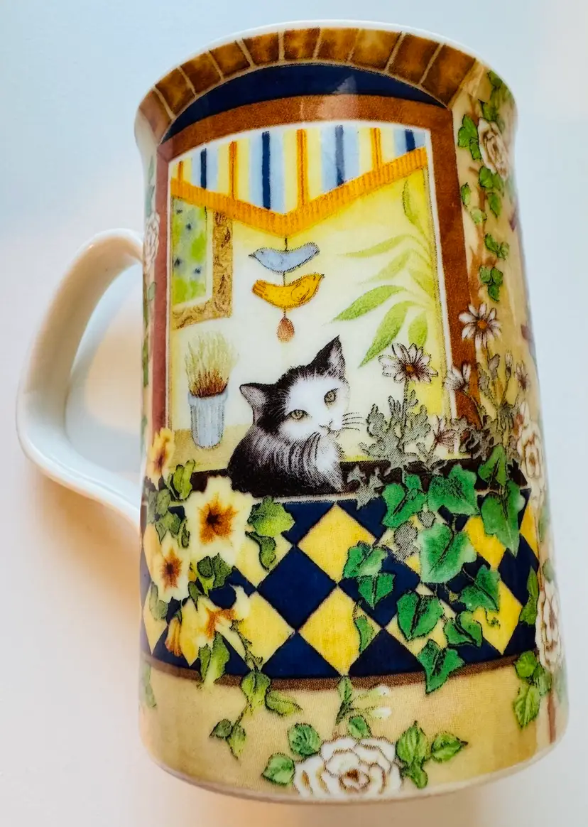 Lovely Mug With Cat And Floral Motive - Designed By Ruth Parry For Royal Doulton