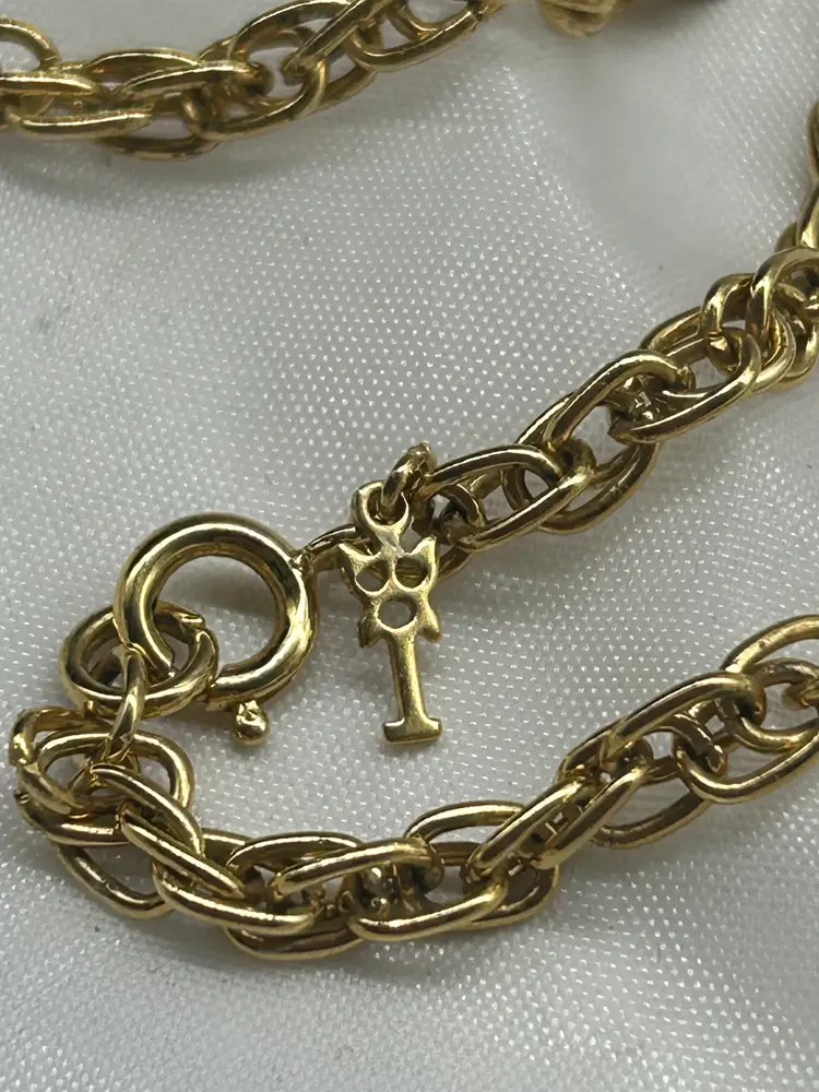 Vintage Crown Trifari Choker Necklace Goldtone Metal White Enamel Basket Weave