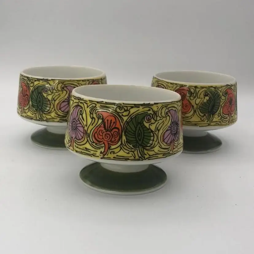Vintage Pacesetter 1970's Groovy Bright Multi Colored  Serving Bowls