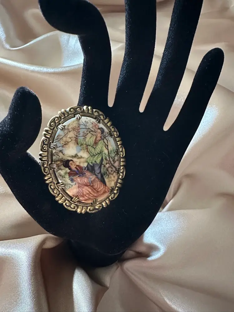 Vintage 1950’s West Germany Asian Courting Couple Brooch