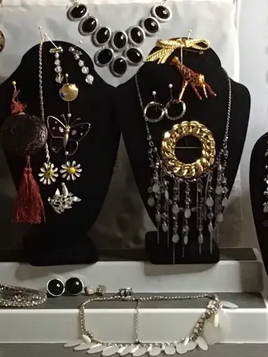 Pieces of Pretties Pop Up! 