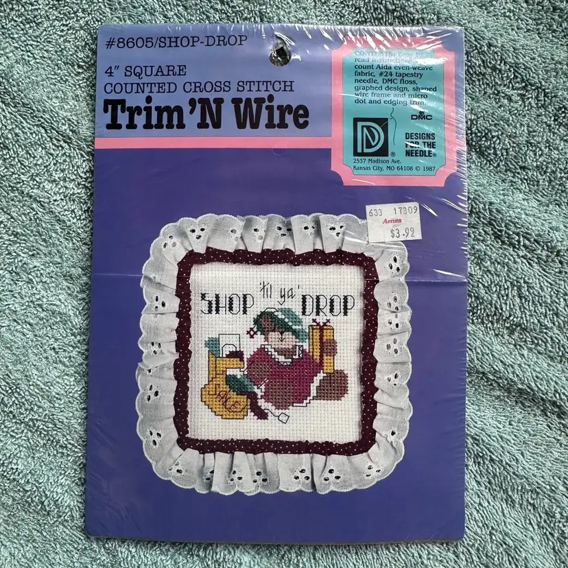 RARE Vintage 1987 Designs For The Needle Trim N Wite Cross Stitch Kit