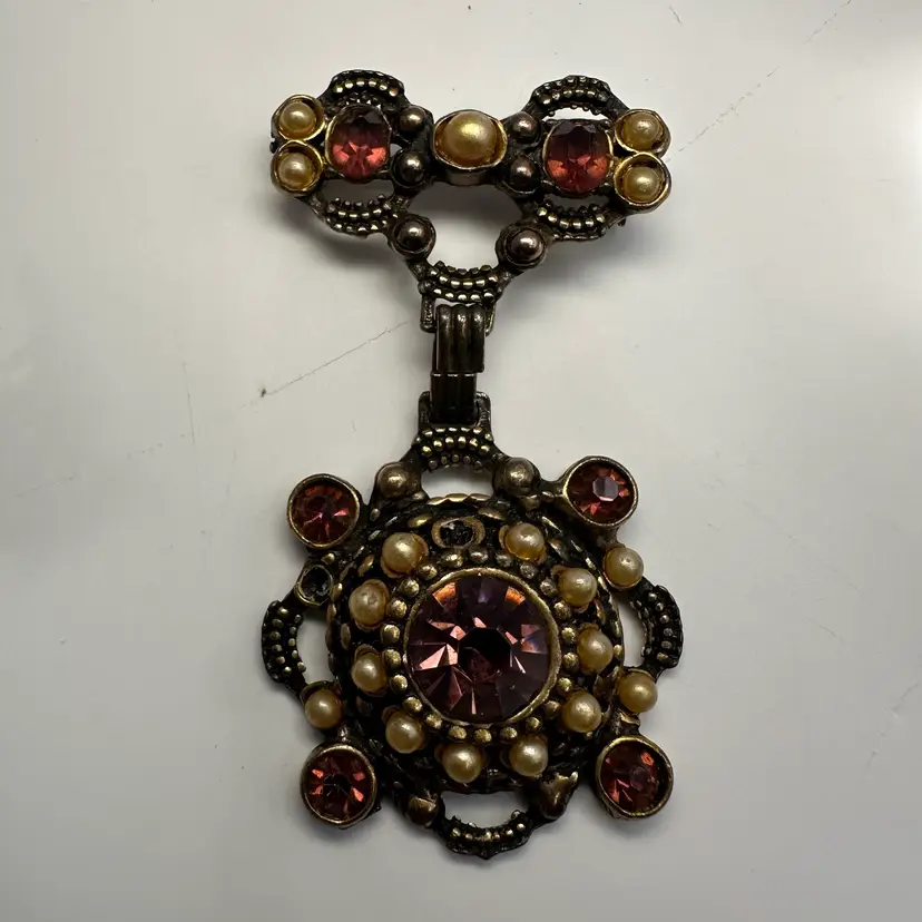 Festoon Brooch- Amethyst Glass & Faux Pearls -Mexico ✨Glows✨