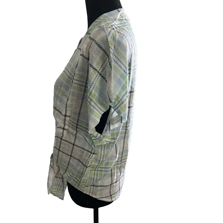 NWT OLIVACEOUS PLAID SHIRT