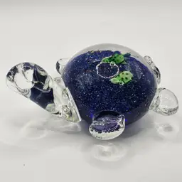 Art Glass Paperweight turtle Figurine with 2 babies inside