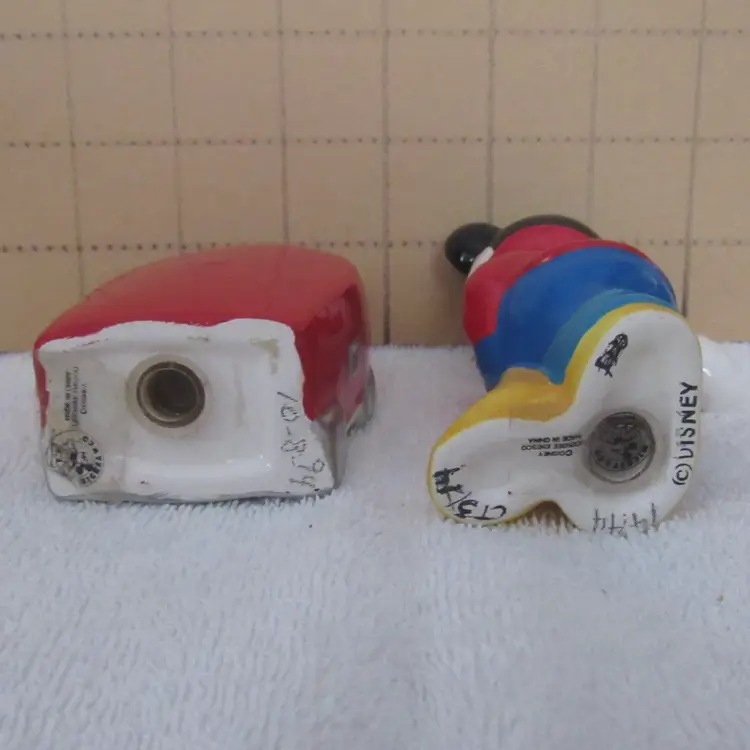 VTG Enesco/Disney Mickey Mouse with Jukebox Salt & Pepper Shaker Set