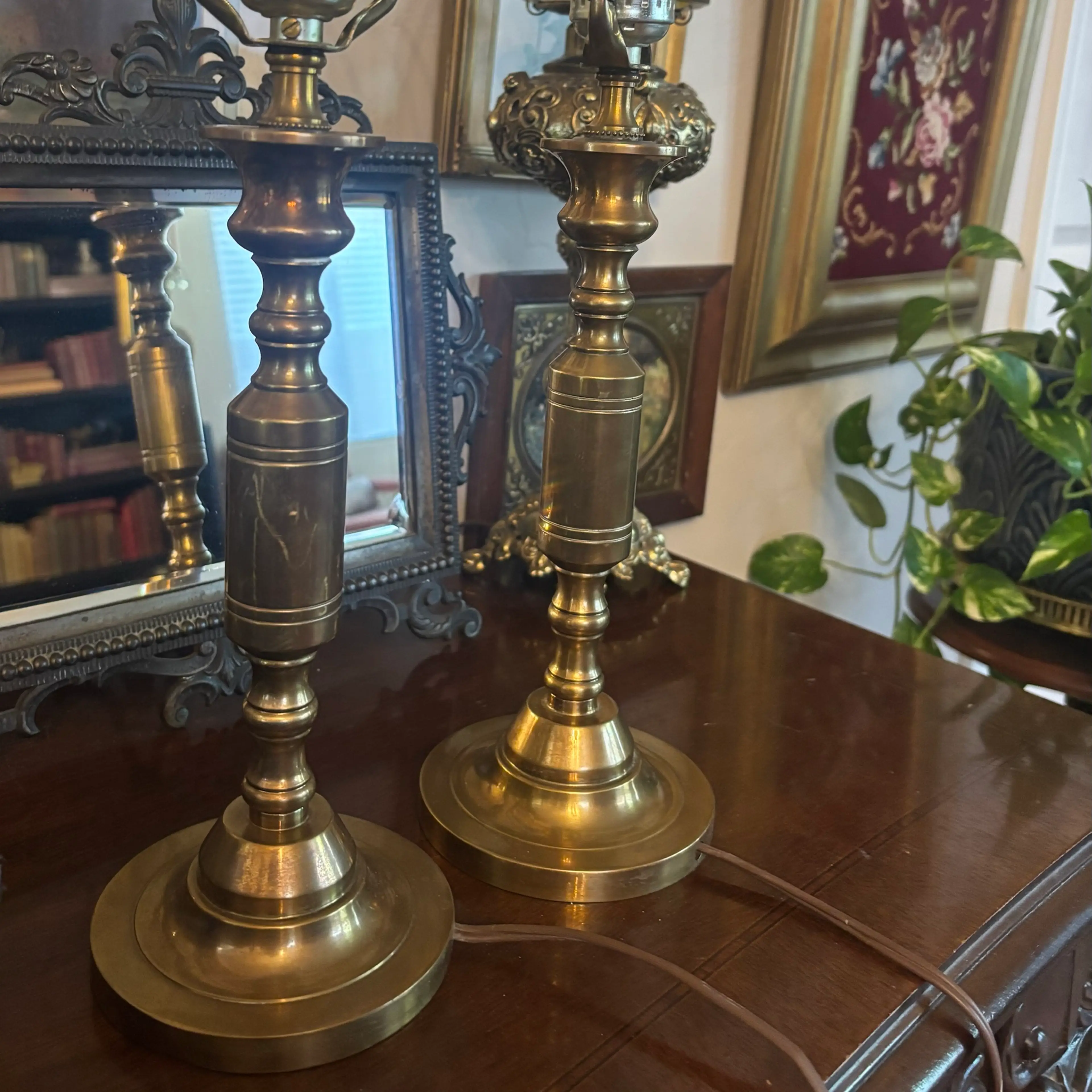 Image 1 of 4