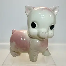 1945 Rempel Diamond Pottery Co. Pink "Chubby The Pig" Collectable Figurine VTG