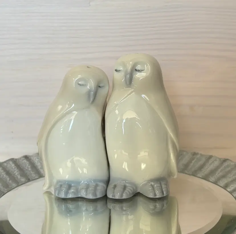 Fitz & Floyd Vintage Hugging Owl Salt & Pepper Shakers