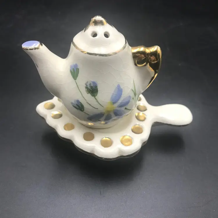 Vintage Poinsettia Studios Teapot and Trivet Salt and Pepper Shakers Made in California