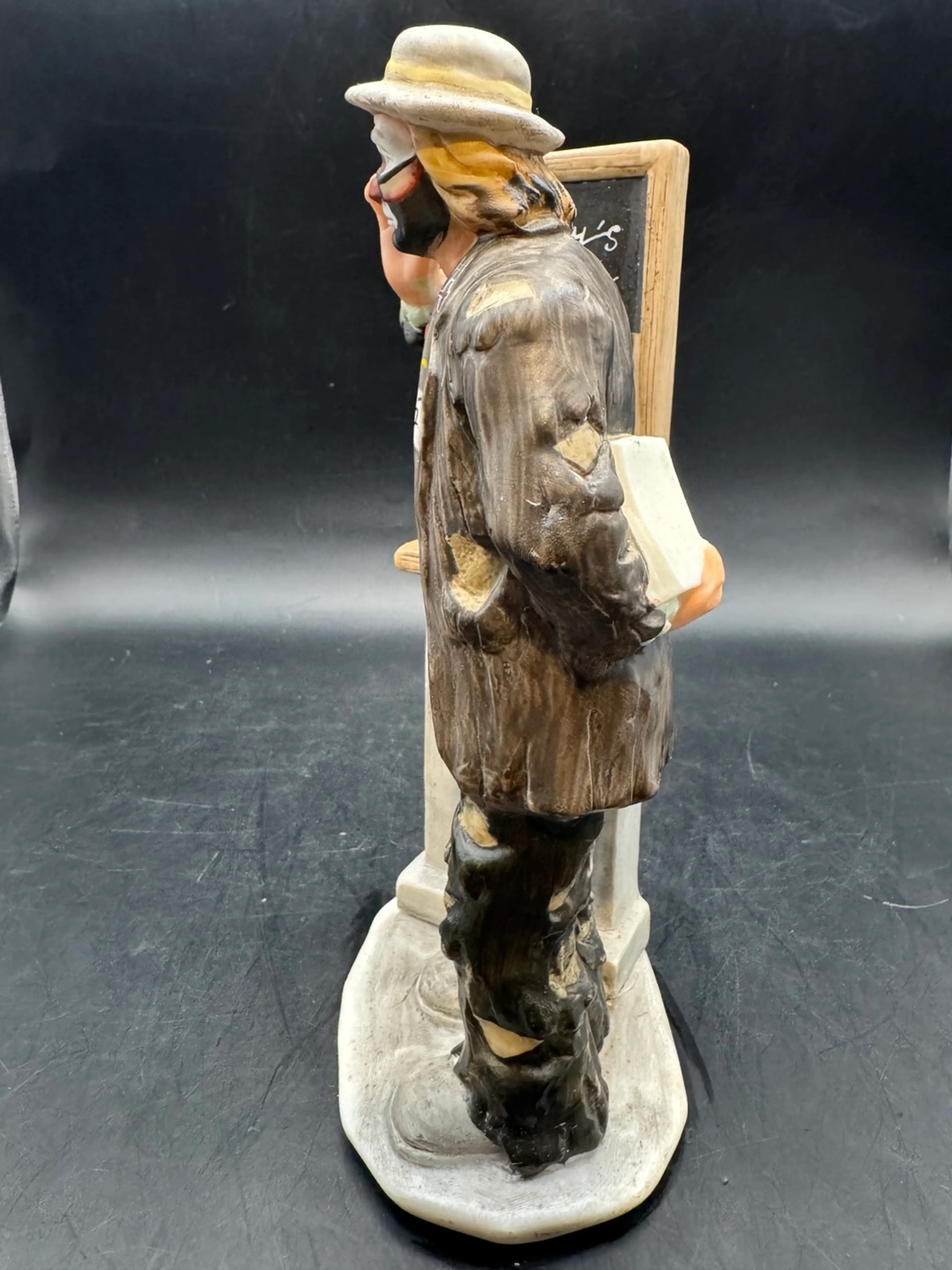 Image 2 of 6