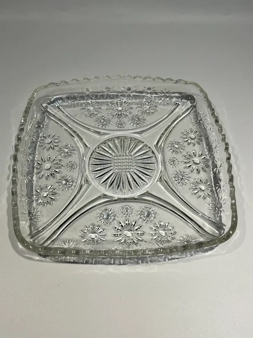 Vintage- Hazel Atlas- βCrazy Daisyβ- Square Relish Tray -Lunch/Dessert Plate - 6.5β