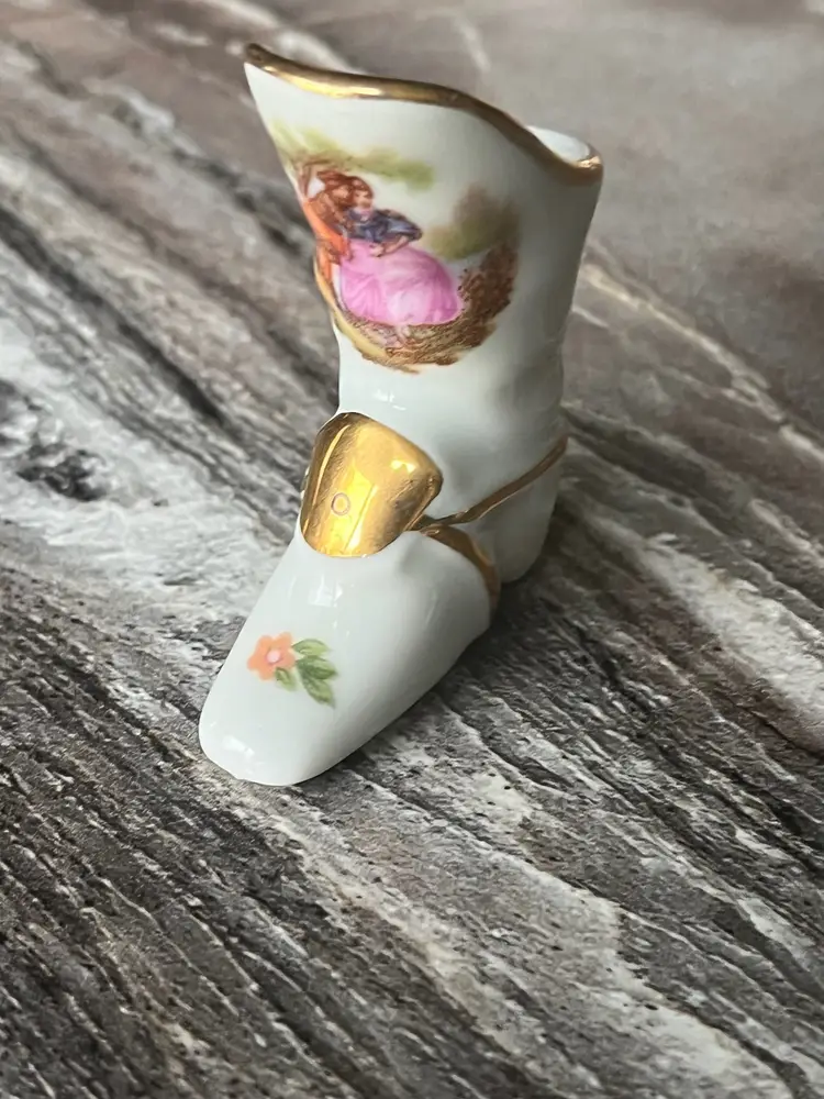 Limoges Ladys Porcelain Courting Boot Miniature