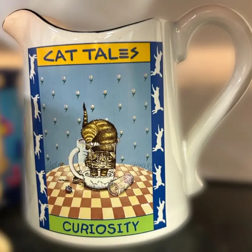 Cat Tales Curiosity Ceramic Pitcher Gary Patterson Westwood 1998
