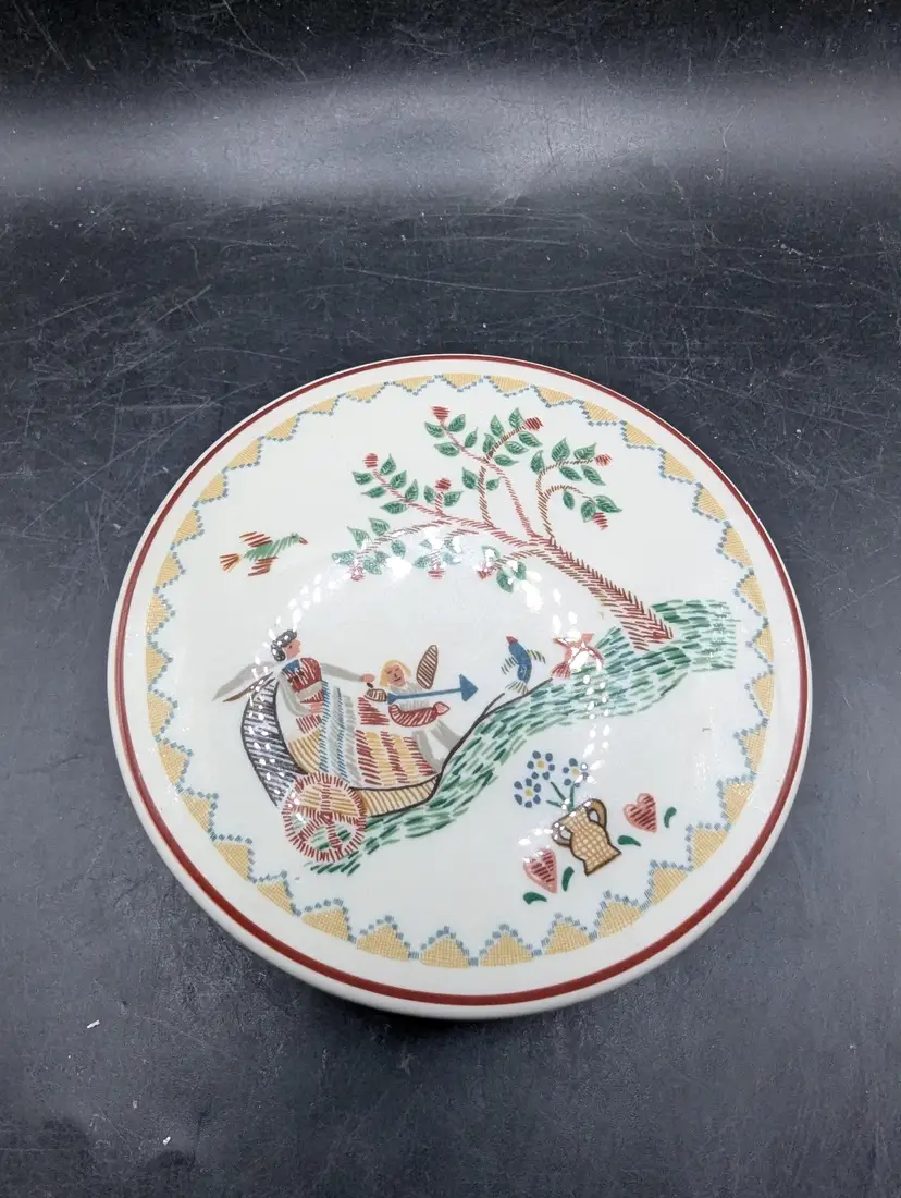 Vintage Villeroy & Boch AMERICAN SAMPLER 4 in Trinket with Lid Made in Luxembourg 1981