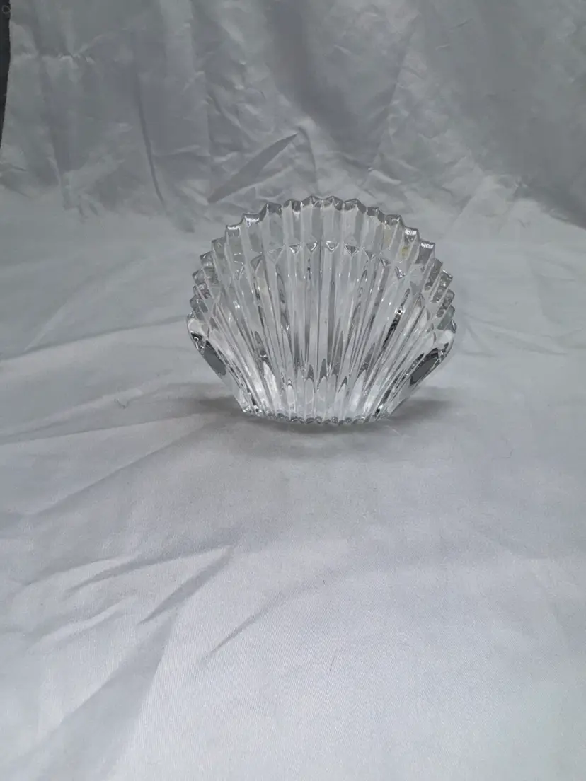 VTG Waterford Crystal  Clamshell Paperweight