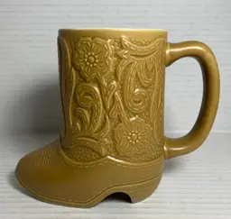 VTG Cowboy boot mug ceramic holds 12 Ounces. Ceramarte, Brazil 