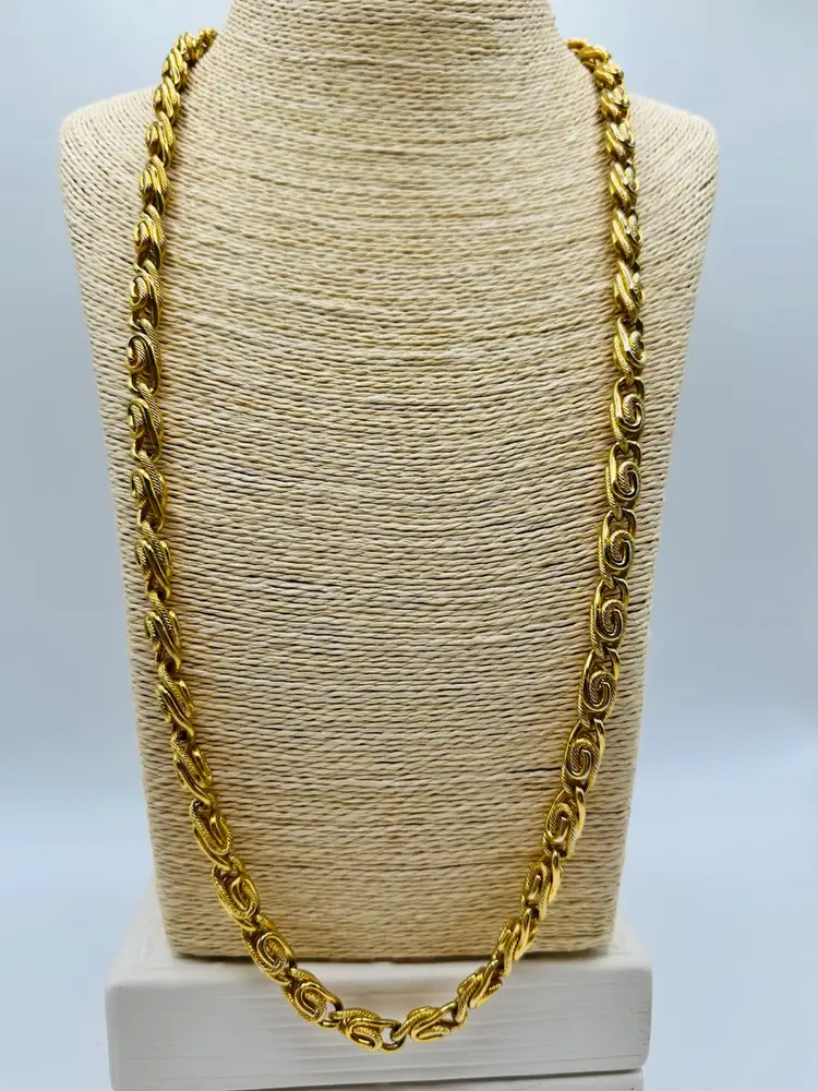 Vintage Anne Klein Heavy Barrel Rooe Gold Chain Necklace