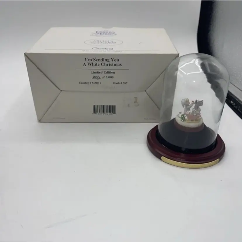 PRECIOUS MOMENTS GOEBEL MINI "I'm Sending You a White Christmas" 1995 NEW LE