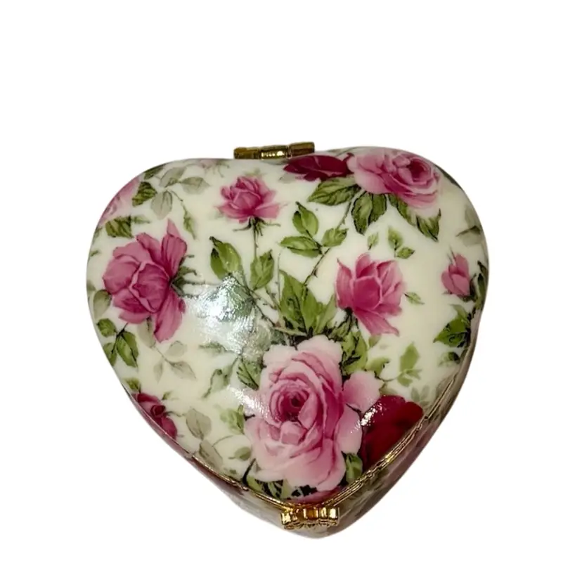 Formalities by Baum Bros Porcelain Pink Heart Shaped Trinket Box 2 1/4β x 2 1/2β X 1 7/8β T