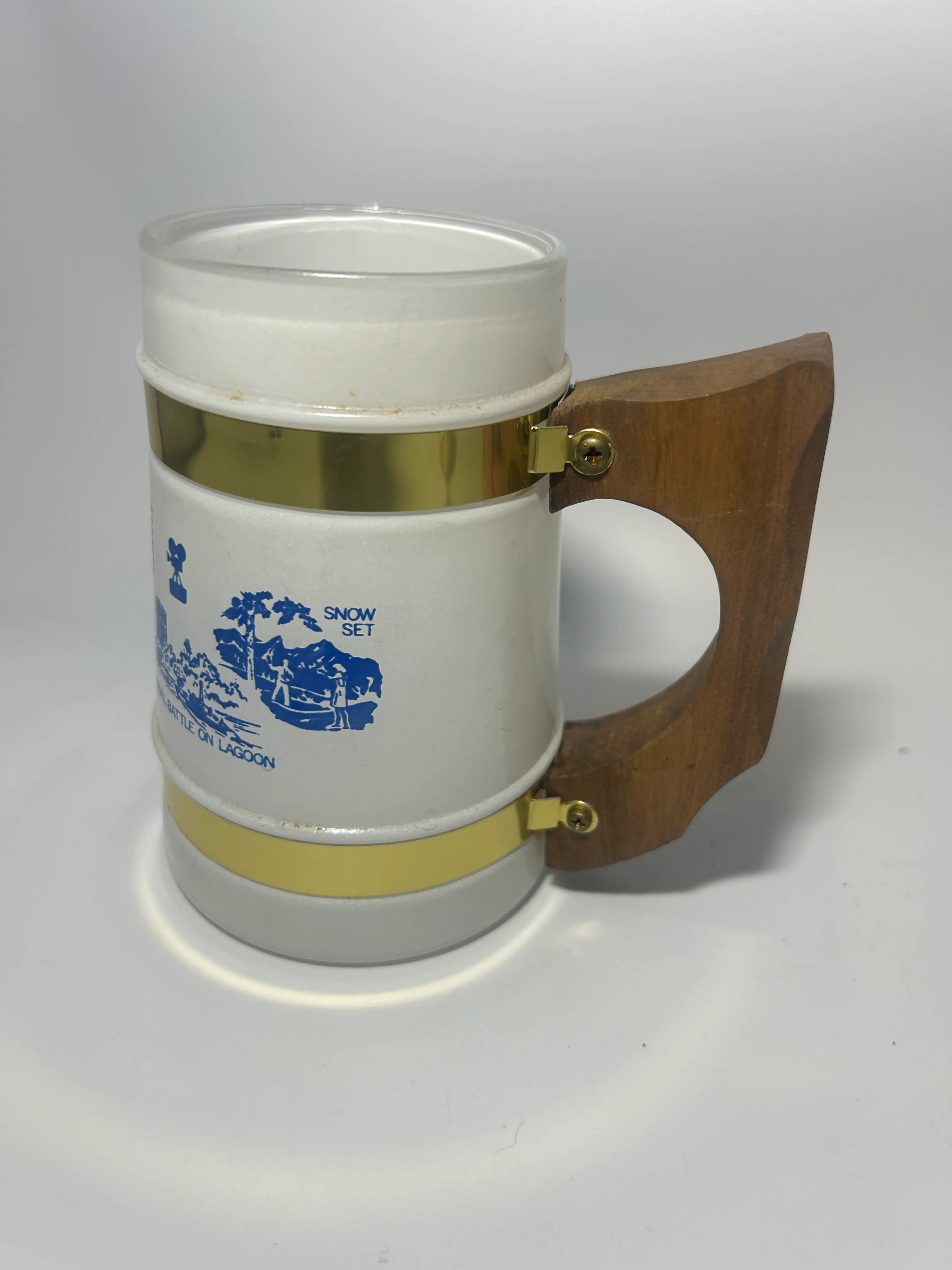 Image 2 of 6