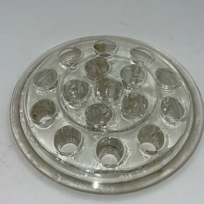 18-Vintage Clear Glass 16-hole Flower Frog