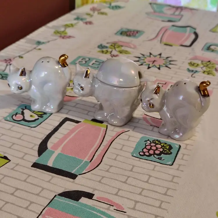 Vintage Lusterware Cat Condiment Set | Pearlescent White Kitty Salt and Pepper Shakers with Mustard Pot | 1930s Seisei & Co Made in Japan
