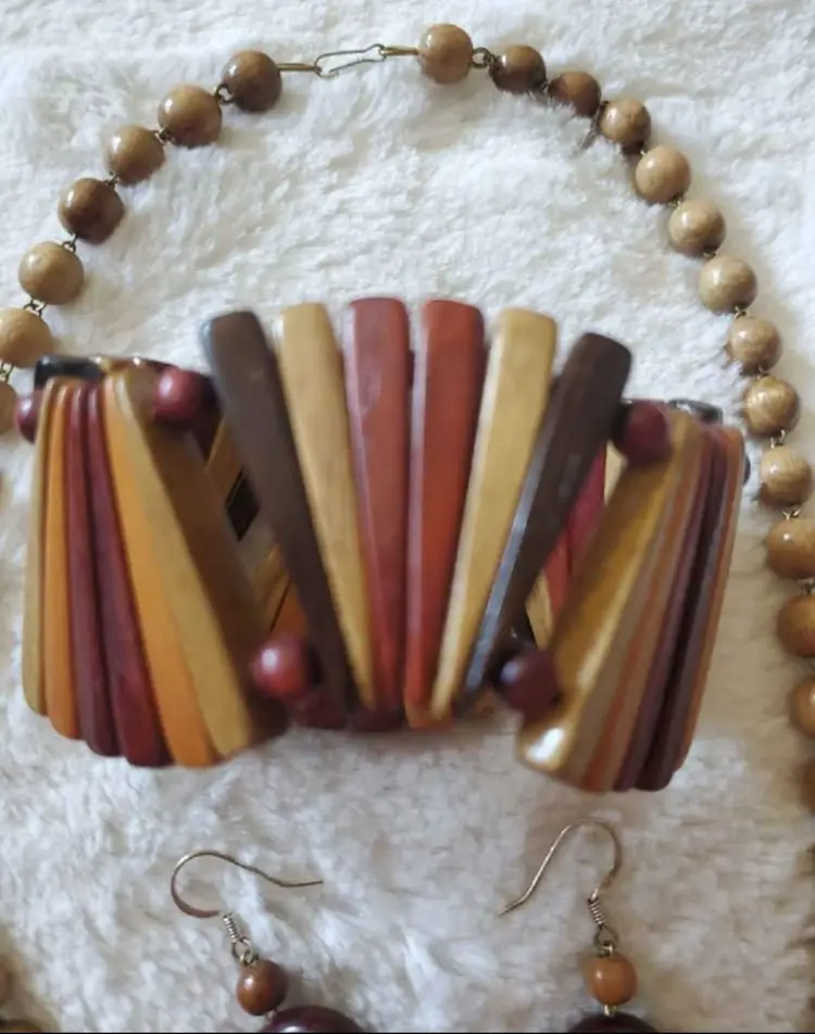 Tica Surf Wood Set Necklace Bracelet Earrings