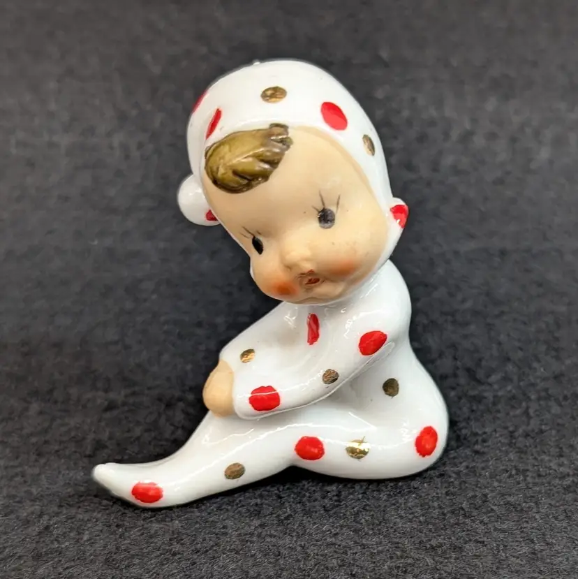 Vintage Pixie Elf Christmas Figurine Polka Dots Red & Gold Sitting Japan 2"