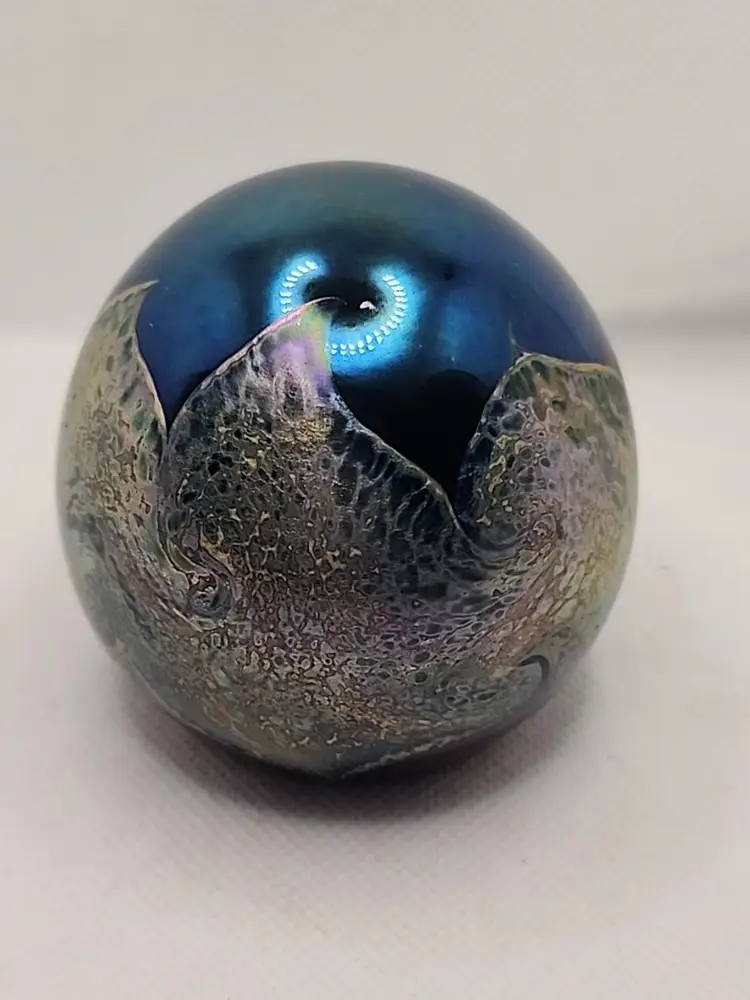 Vintage Joel Bloomberg Blue Iridescent Paperweight Signed Excellent 1985