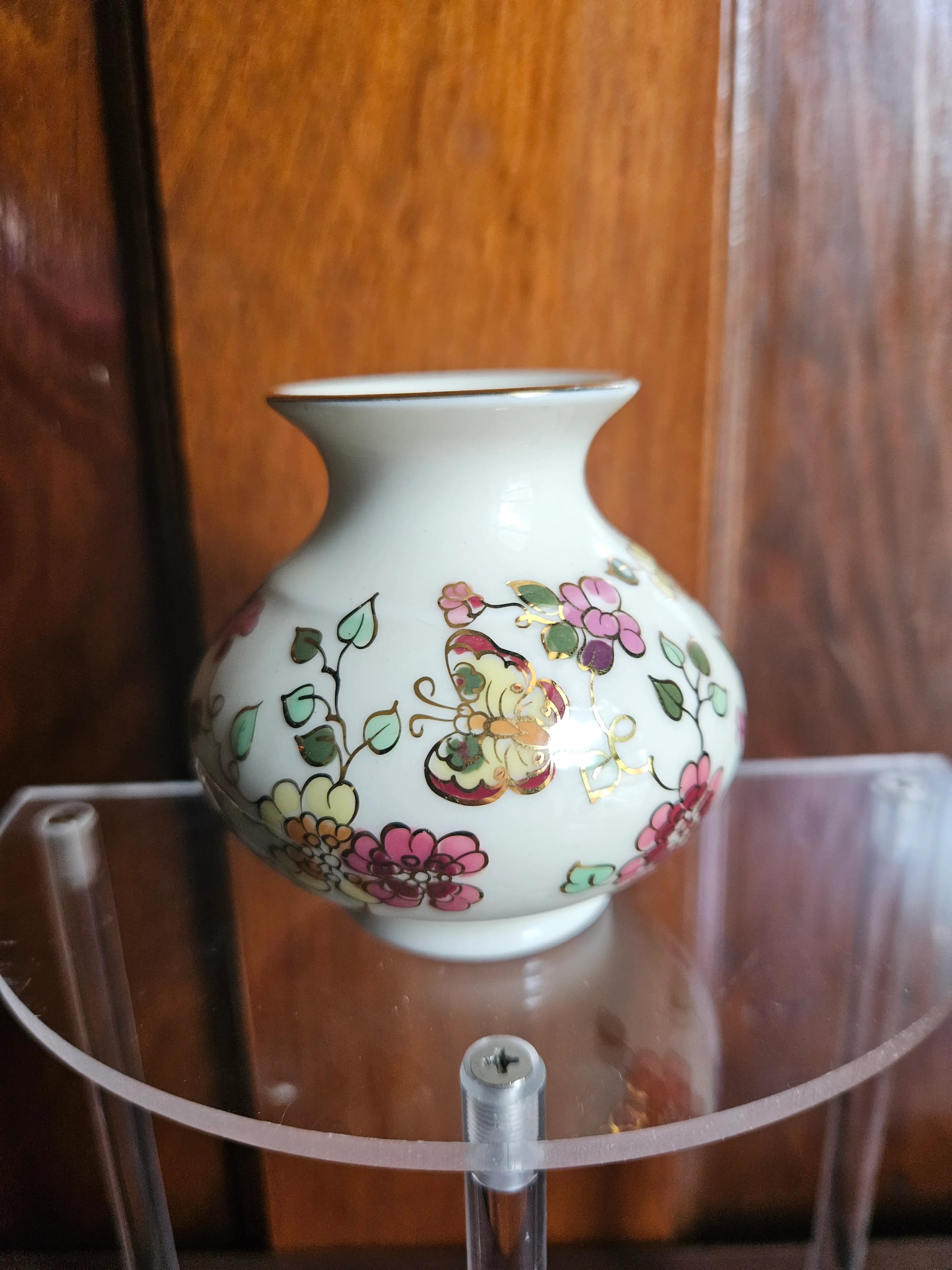 Image 4 of 11